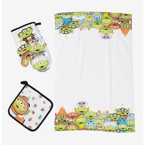NWOT Disney Pixar Toy Story Alien Remix Kitchen Towel Oven Mitt Potholder Set